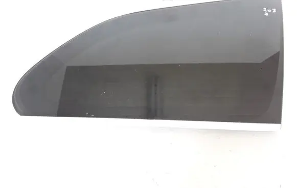 Volvo XC60 Rear side window