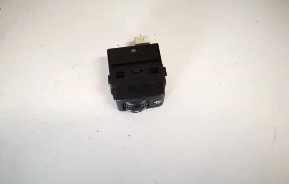 Nissan X-Trail T30 Headlight level height control switch