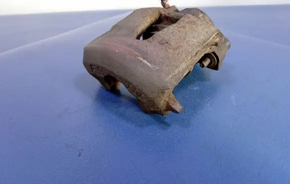 Skoda Octavia Mk1 (1U) Front brake caliper