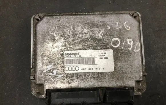 Volkswagen PASSAT B5.5 Engine control unit/module 06A906019D