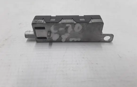 Volvo C70 Aerial antenna amplifier