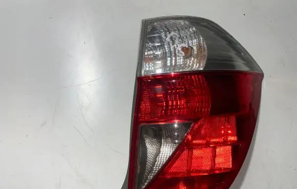 Honda FR-V Rear/tail lights