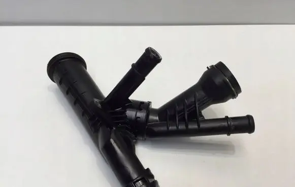 Seat Tarraco Engine coolant pipe/hose 04L121026AF