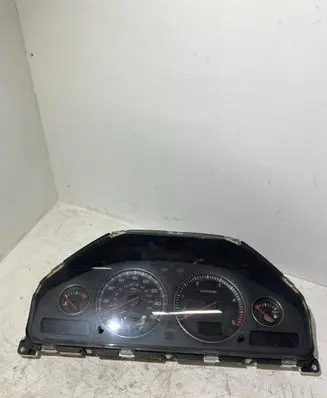 Volvo V70 Speedometer (instrument cluster) 30682287 69594240T 8602886