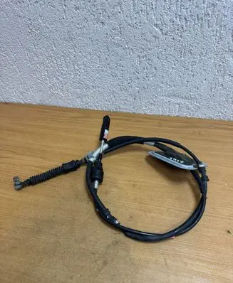 Gear shift cable linkage