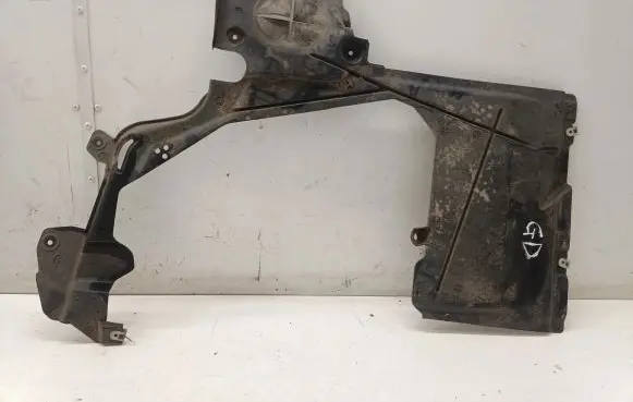 BMW 2 F46 Rear underbody cover/under tray 7290808