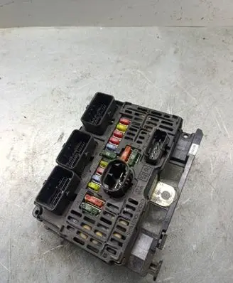 Peugeot 407 BSM Control unit 9661682680 BSML0200