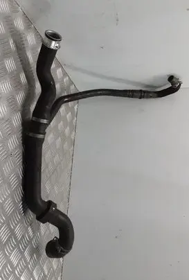 Mercedes-Benz R W251 Engine coolant pipe/hose A2515002075