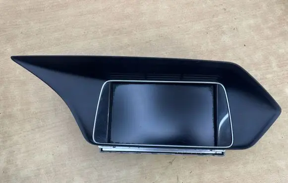 Mercedes-Benz E W212 Screen/display/small screen A2129000829