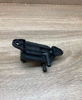 Citroen C4 I Picasso Exhaust gas pressure sensor 9645022680