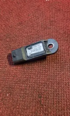 Renault Espace - Grand espace IV Air pressure sensor 8200168253 0281002566