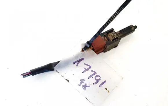 Nissan Primera Brake pedal sensor switch