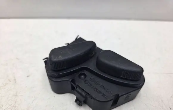 Mercedes-Benz E W211 Seat control switch A2108213851 2108213851