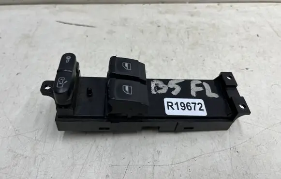 Skoda Octavia Mk1 (1U) Electric window control switch 1j3959857a