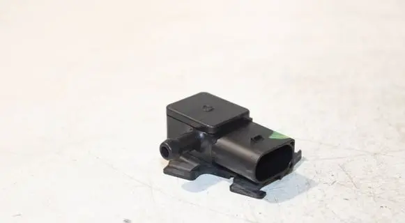 BMW 5 E60 E61 Exhaust gas pressure sensor 7805152