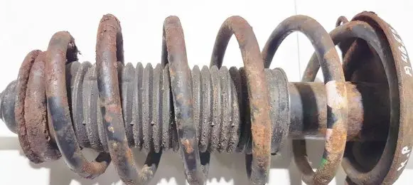 Volkswagen Golf III Front coil spring