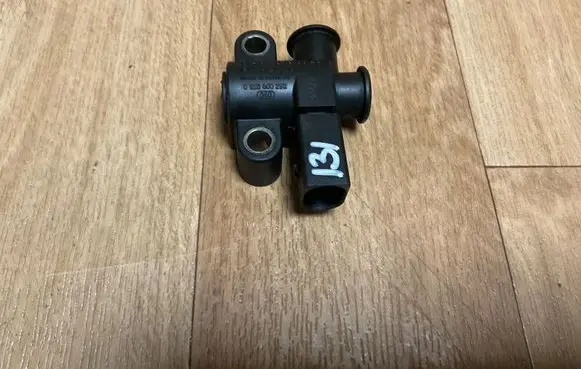 Mercedes-Benz A W168 Electromagnetic valve A6110780049 0998400292