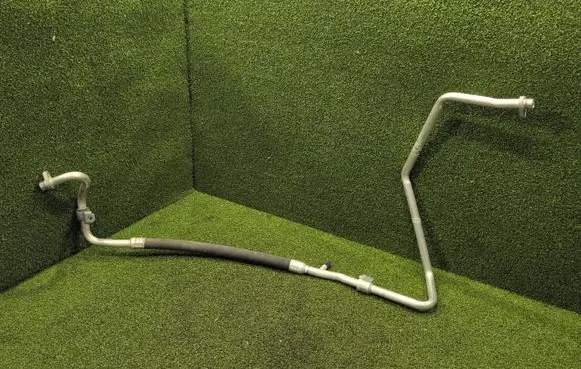 Renault Master III Air conditioning (A/C) pipe/hose 924543191R