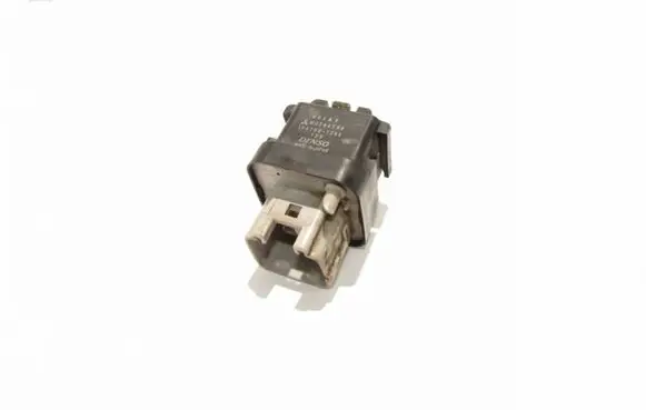 Mitsubishi Carisma Other relay MD346798