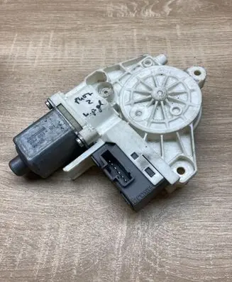 Peugeot 407 Rear door window regulator motor 999065101 994651101