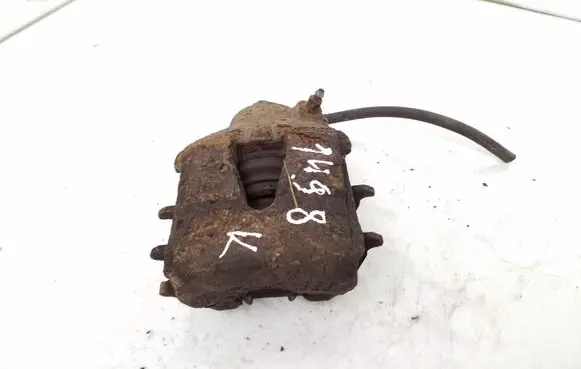 Volkswagen Golf V Front brake caliper