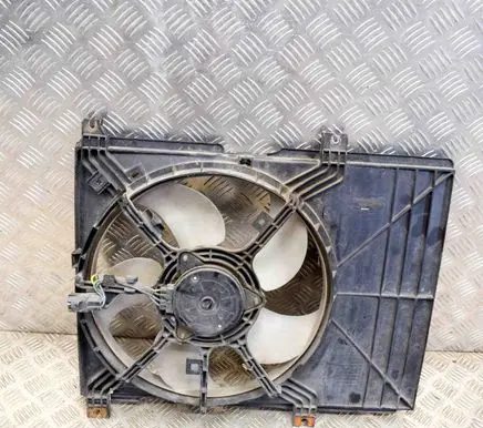 Suzuki Swift II Radiator cooling fan shroud 487A592A