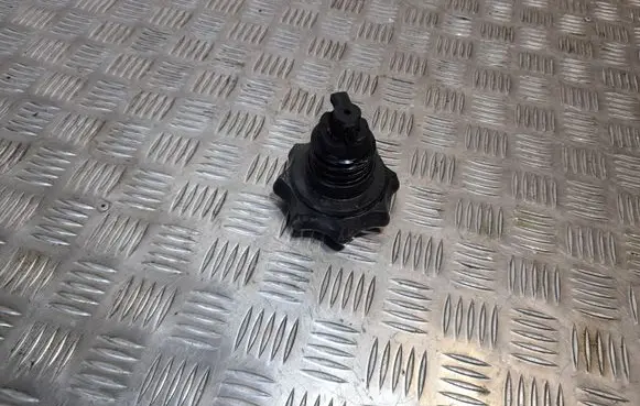 Audi A3 S3 8V Spare wheel bolt 