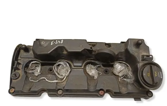 Volkswagen PASSAT B8 Rocker cam cover 03L103469
