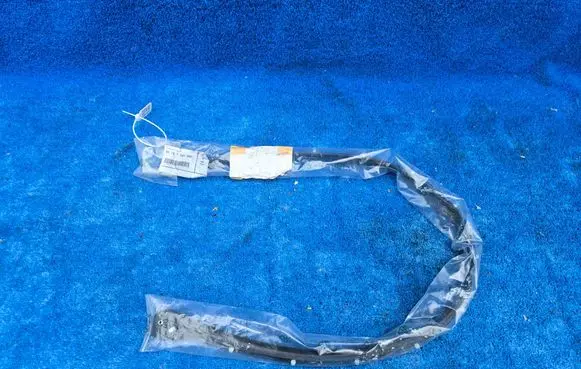 BMW 5 G30 G31 G38 Front door rubber seal 7341645
