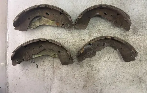 Nissan Navara D40 Brake pads (rear) 