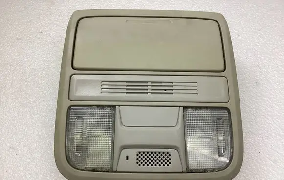 Honda Accord Front seat light 0300195