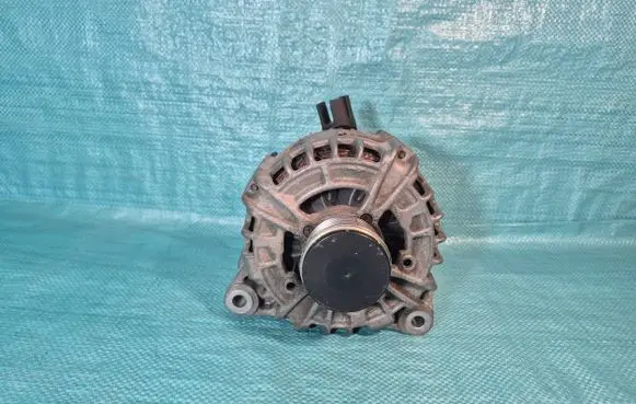Land Rover Evoque I Generator/alternator EJ3210300AC 0125812014