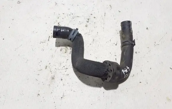 Volkswagen PASSAT B8 Engine coolant pipe/hose 5Q0122063J