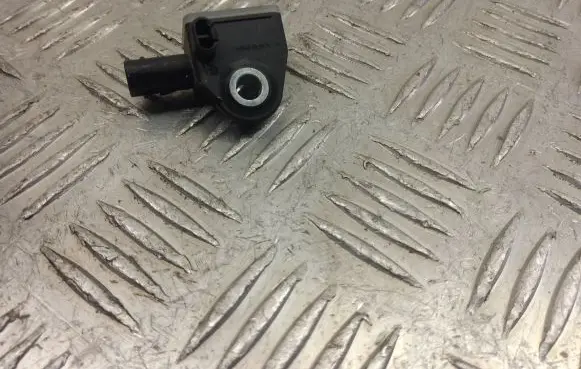 Volkswagen e-Up Airbag deployment crash/impact sensor 6C0959351B
