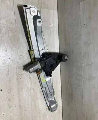 Dacia Sandero III Rear door window regulator with motor 827210075r