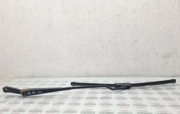 Audi A4 S4 B5 8D Front wiper blade arm 3B1955409