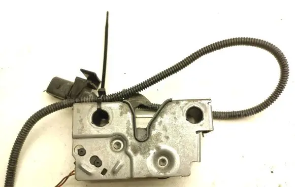 Man TGE 1gen Engine bonnet/hood lock/catch 7C0823509A