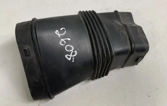 Volvo XC60 Air intake duct part 72102648 30792195