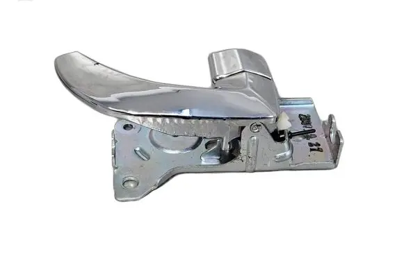 KIA Sorento Front door interior handle