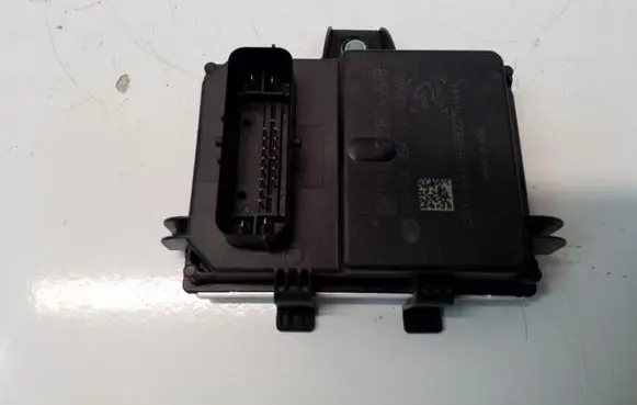 Chevrolet Volt I Fuel injection pump control unit/module 22874299