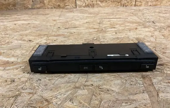 BMW 5 E60 E61 Seat heating switch 13580362