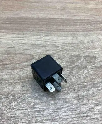 Ford Galaxy Other relay 7M0951253 V23134M52X302
