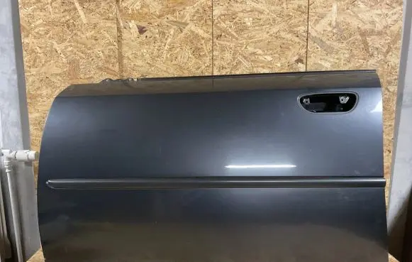 Subaru Legacy Front door