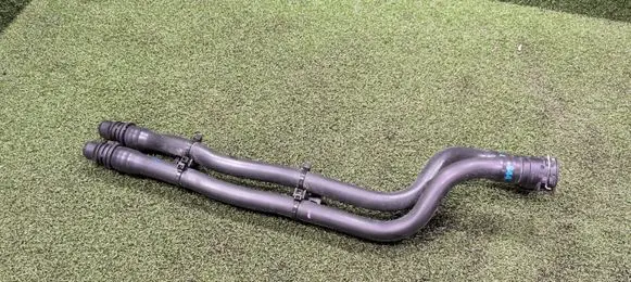 Peugeot 3008 II Engine coolant pipe/hose 982218418001