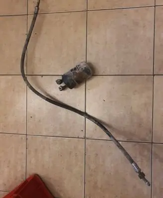 Air conditioning (A/C) pipe/hose