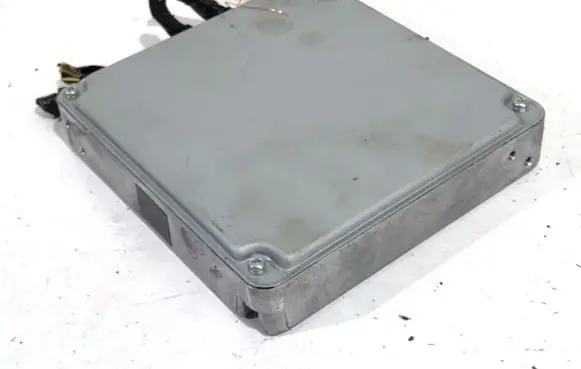 Toyota Avensis T250 Engine control unit/module ECU 89661-05860