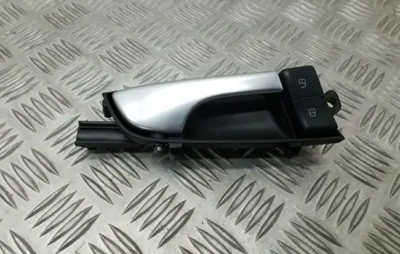 Audi A3 S3 A3 Sportback 8P Front door interior handle 8P3867020
