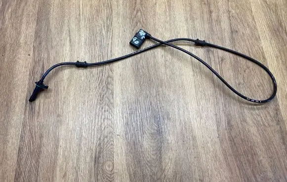 Mercedes-Benz C W205 ABS rear brake sensor A2059058503