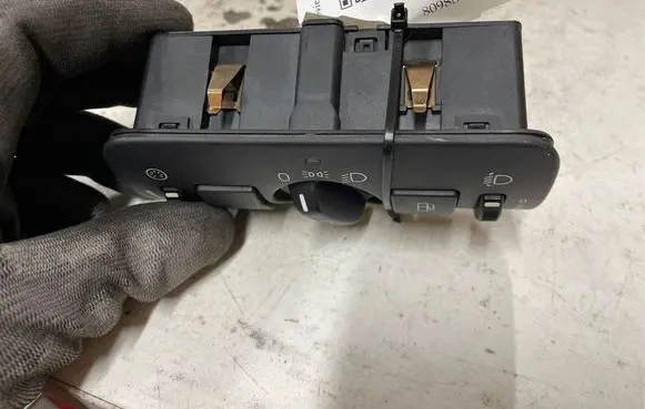 Volvo V70 Light switch 30739413 4066312