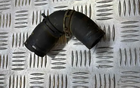 Ford Focus Engine coolant pipe/hose